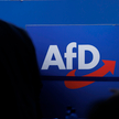 AfD głosi kult niemieckiego nacjonalizmu, wyrażając zrozumienie dla rosyjskiego imperializmu.