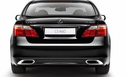 Lexus LS to jeden z kilkunastu niedostępnych w salonach aut