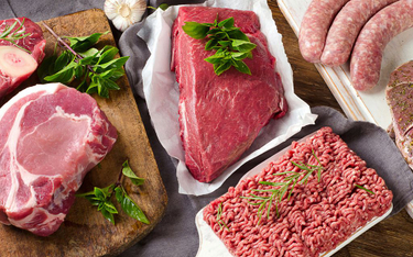 Raport: za 20 lat będziemy jeść głównie sztuczne mięso