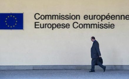 Komisja Europejska już teraz,w roku wyborczym rekomenduje zdjęcie z Polski procedury nadmiernego def
