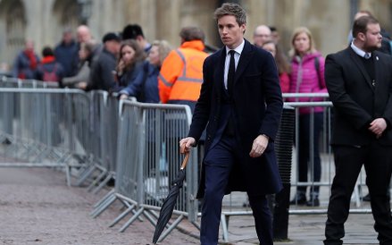 Eddie Redmayne, brytyjski aktor, który zagrał Stephena Hawkinga w filimie &quot;Teoria wszystkiego&quot;