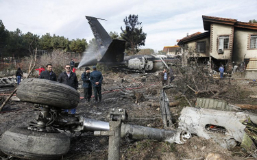 Katastrofa samolotu transportowego. Nie żyje 15 osób