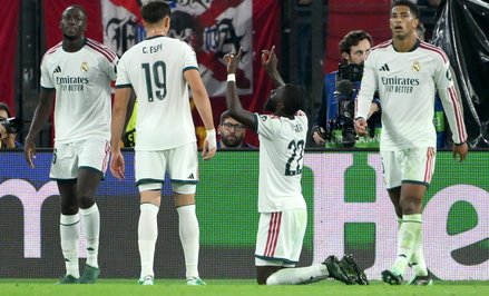 Do 83. minuty Real przegrywał z Romą 1:3. Bramki Carlosa Espíego, Endricka i Antonio Rüdigera sprawi