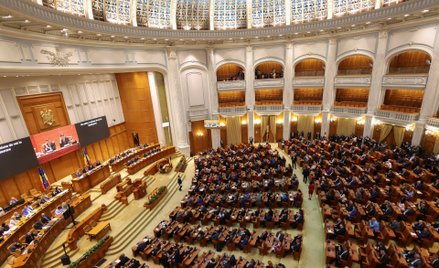 Rumuński parlament przegłosował wotum nieufności wobec rządu