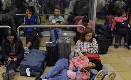 Linie lotnicze powinny ubezpieczać się na wypadek bankructwa - uważają konsumenci