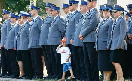 Prawo dyskryminuje policjantów ze względu na wiek