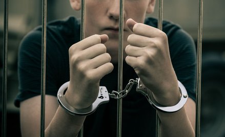 Reforma tymczasowego aresztowania to nie wszystko. Ekspert wytyka błędy