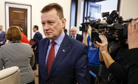 Kozubal: Szef MON wciąż zaklina rzeczywistość