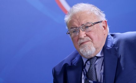– Dzień przed zjazdem żonie jednego z naszych deputowanych z Udmurtii przysłali zdjęcie męża, zatrzy