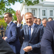 Zuzanna Dąbrowska: Tusk myli tropy w okolicach Wiejskiej