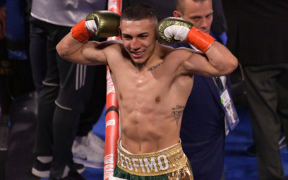 23-letni Teofimo Lopez Jr. jest najmłodszym w historii boksu posiadaczem czterech mistrzowskich pasó
