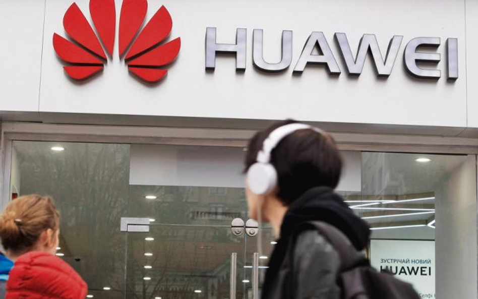 Koncern Huawei zdobywa kontrakty na całym świecie, choć służby specjalne USA i niektórych amerykańsk