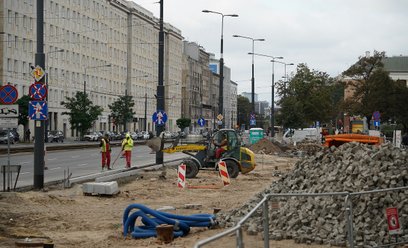 Samorządy podkreślają, że choć inwestycje drogowe często wiążą się z ingerencją w zieleń, każdej tak