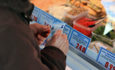 Hamowanie inflacji oznacza ulgę dla wielu europejskich konsumentów. Kryzys energetyczny wyraźnie osł