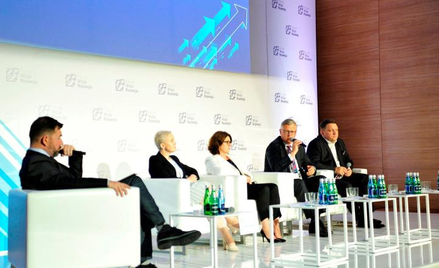Uczestnicy debaty (od lewej): Wojciech Surmacz, prezes Polskiej Agencji Prasowej, Beata Daszyńska-Mu