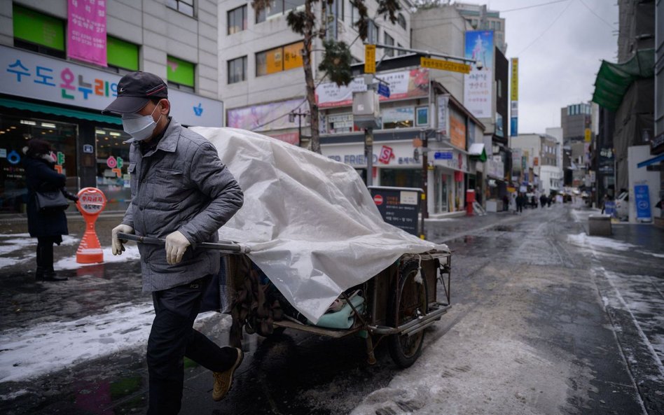 Koronawirus. Korea Płd.: Lekarze grożą strajkiem. Co z programem szczepień?