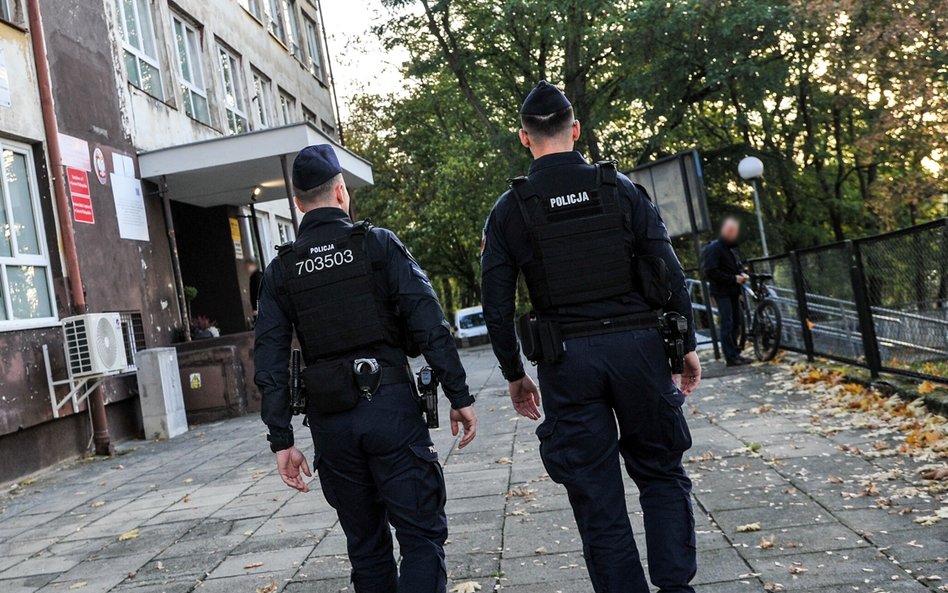 Ataki w szkołach. Policja przekazała nowe informacje o zatrzymaniach ...