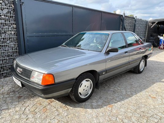 Podwójnie ocynkowana i doskonale zabezpieczona antykorozyjnie karoseria jest odporna na upływ czasu.