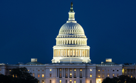 USA broni Europy, z korzyścią dla siebie