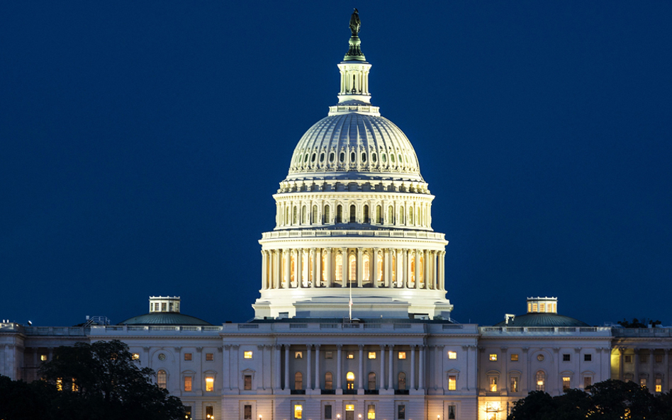 USA broni Europy, z korzyścią dla siebie