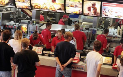 Przed Euro 2012 przybędzie pizzerii i fast foodów