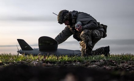 Ukraińscy żołnierze mają coraz częściej korzystać z dronów