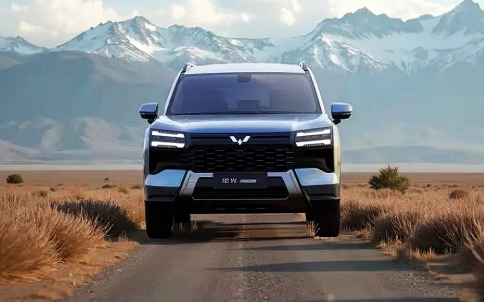 Wuling Xingguang 560 trafił do sprzedaży w czterech wersjach, wycenionych od 59 800 do 98 800 juanów