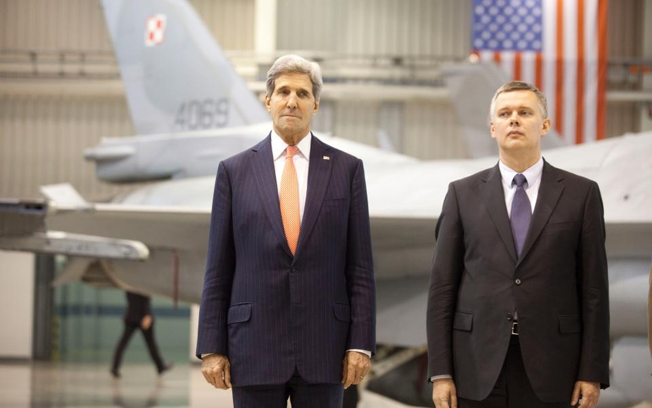 Tomasz Siemoniak i Sekretarz Stanu USA John Kerry