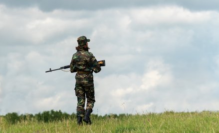 Jeśli mamy poważnie rozmawiać na temat odbudowy zdolności obronnych, to zaczynanie jej od postulatu 