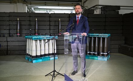 Wicepremier, minister obrony narodowej Władysław Kosiniak-Kamysz podczas uroczystości podpisania kol