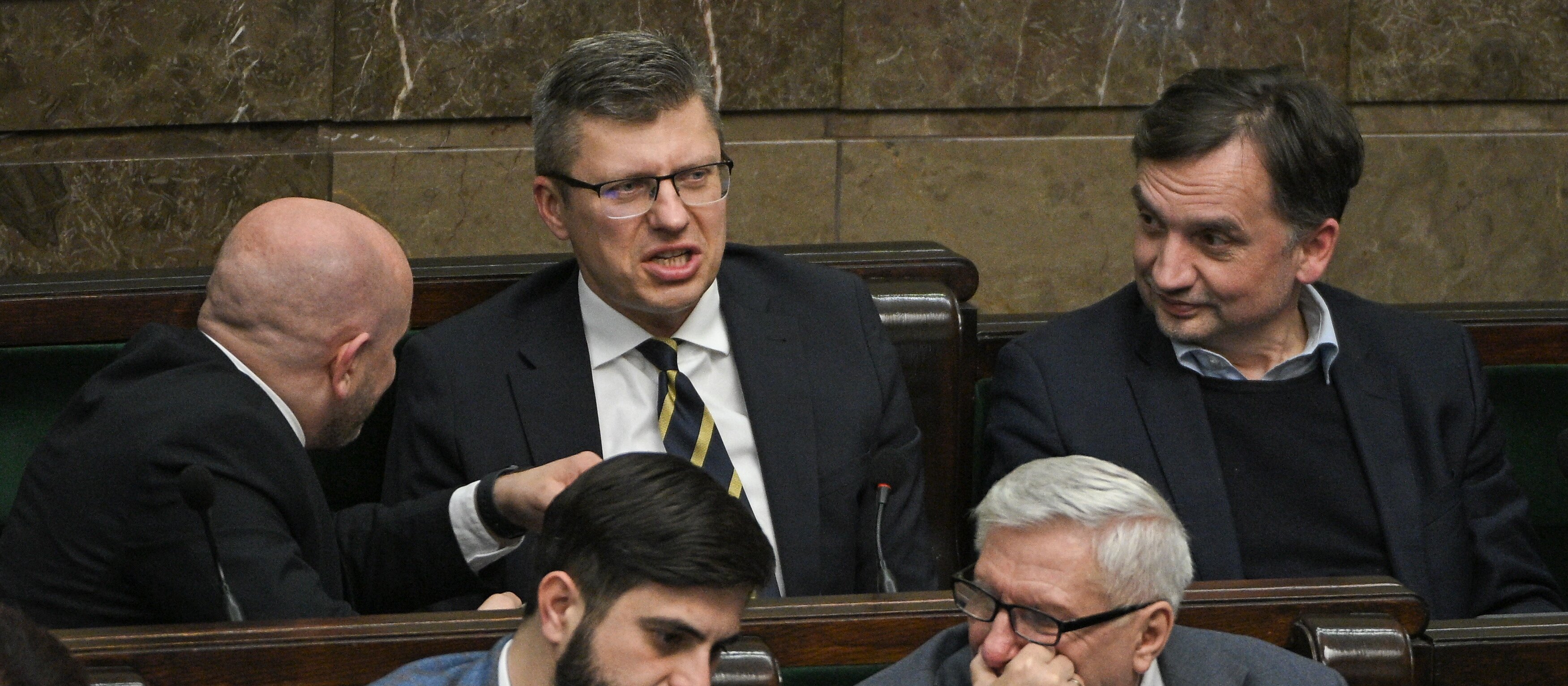Obiektywne kryteria czy „salonik VIP”? Kontrowersje wokół immunitetów w Sejmie