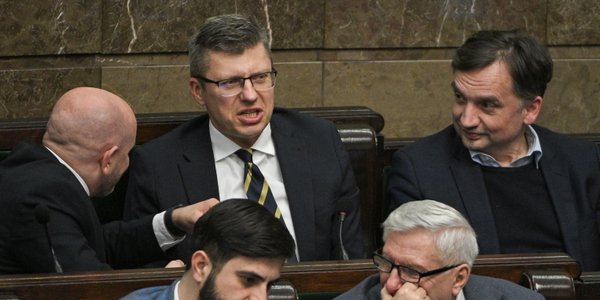 Объективные критерии или «VIP-зал»? Споры вокруг иммунитетов в Сейме