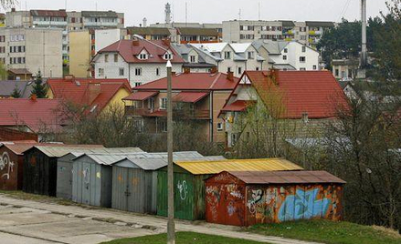 Czyj jest garaż postawiony na cudzym gruncie?