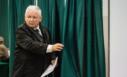 Absolutne zwycięstwo PiS nad PO