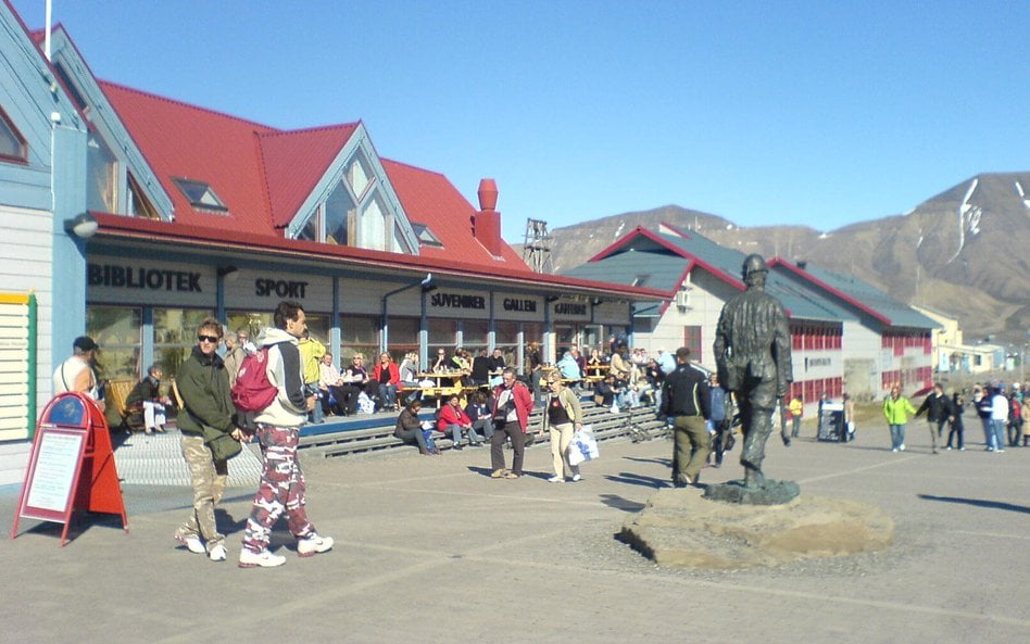 Główny deptak w Longyearbyen