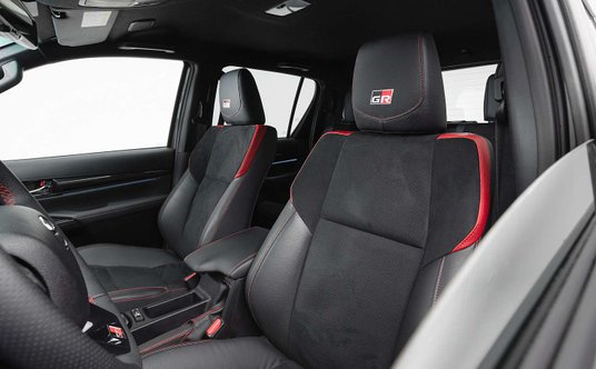 Toyota Hilux GR Sport