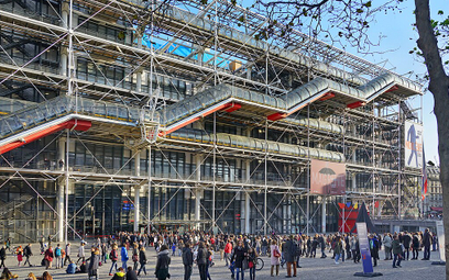 Centrum Pompidou, przez krytyków zostało nazwane „Notre Dame z rur”. To dlatego, że projektanci post