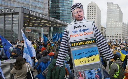 W marcu 2023 r. list gończy za prezydentem Rosji wystawił Międzynarodowy Trybunał Karny. I o ile osą