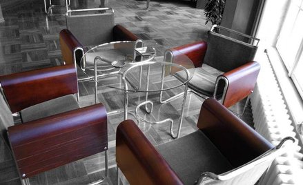 Zameczek w Wiśle - meble z gietej sklejki