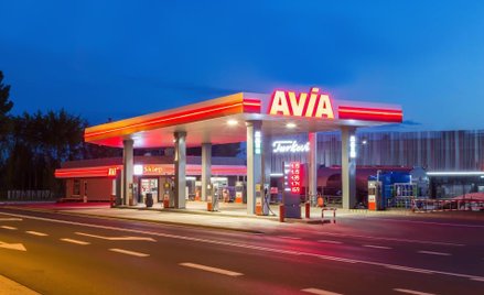 Unimot: Powstają kolejne stacje