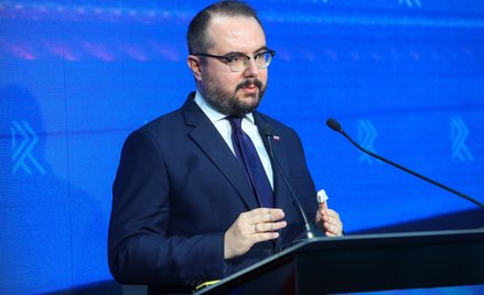 Wiceszef MSZ: Słowa Sikorskiego? Skandal. Tezy wyjęte z propagandy rosyjskiej