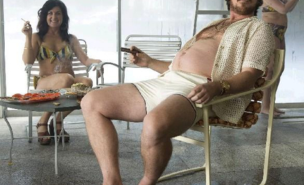 Nominowany do Oscara Christian Bale jako ?właściciel pralni i drobny oszut, któremu zamarzył się wie