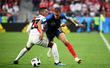 Francja w 1/8 finału mundialu, Peru żegna się z turniejem