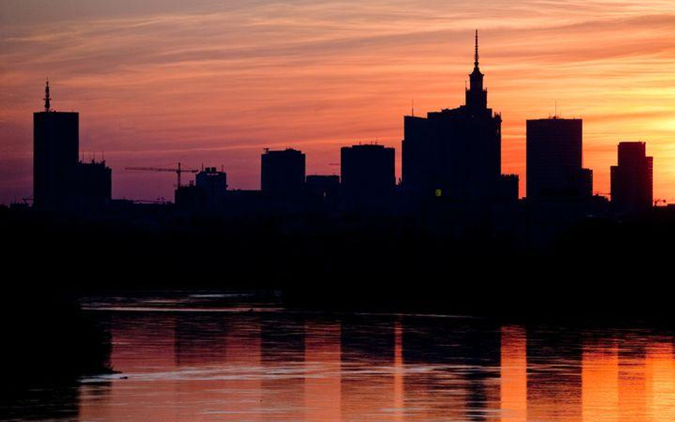 Warszawa słabo wypada w realizacji planu inwestycji