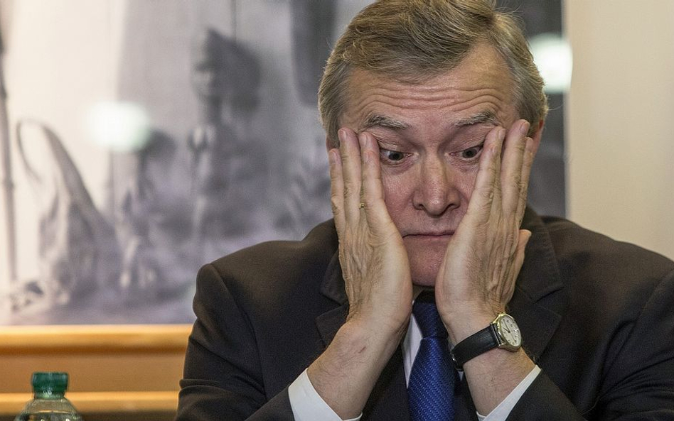 Gliński po krytyce ws. wywiadu we "Wprost": Niezrozumienie, zła wola czy socjotechnika?
