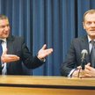 Premier Donald Tusk zapewniał podczas konferencji prasowej, że nie zamierza się chować za barczystym