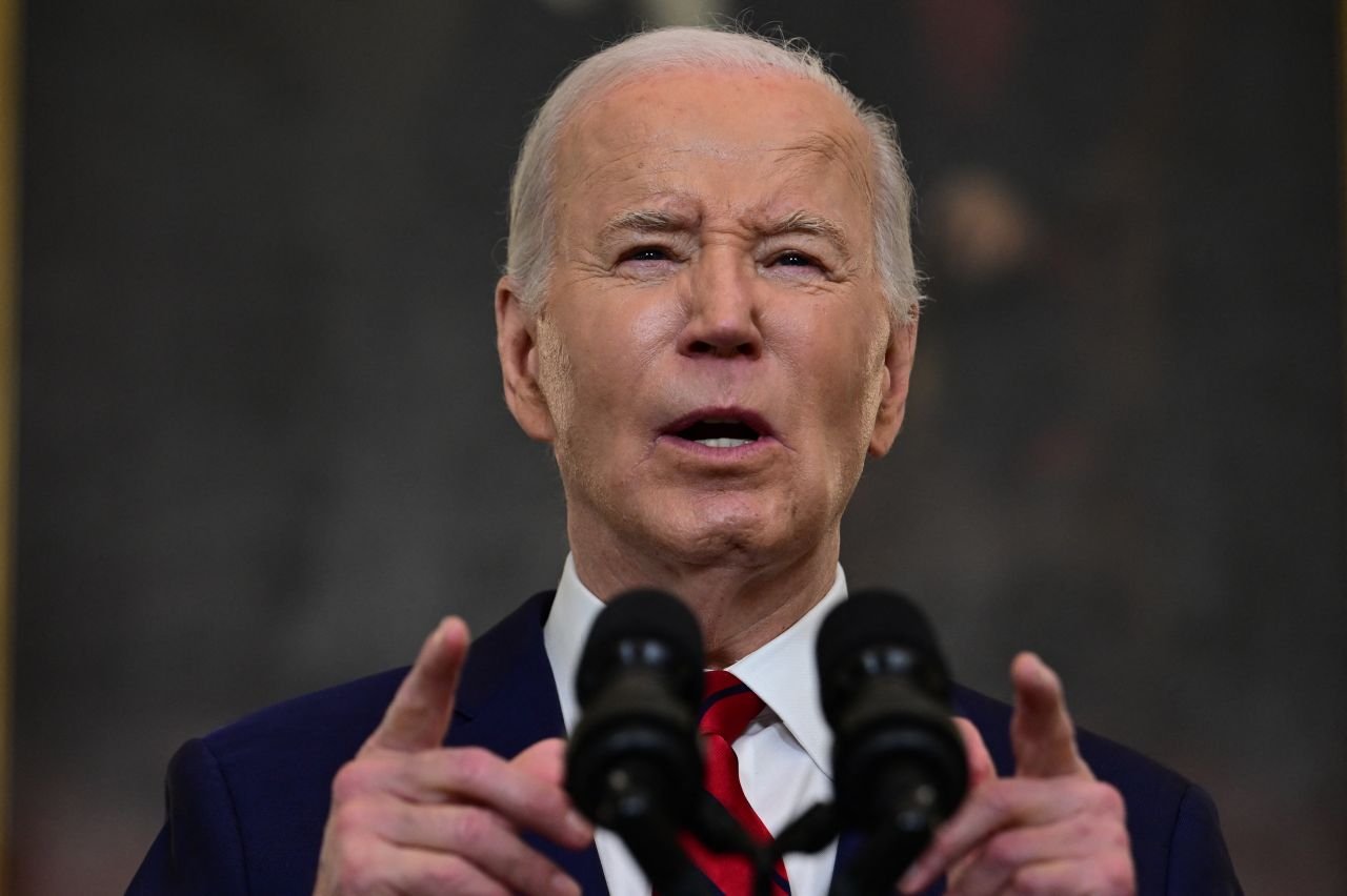 Prezydent Biden Podpisał Ustawę O Pomocy Dla Ukrainy. Broń Dla Kijowa ...