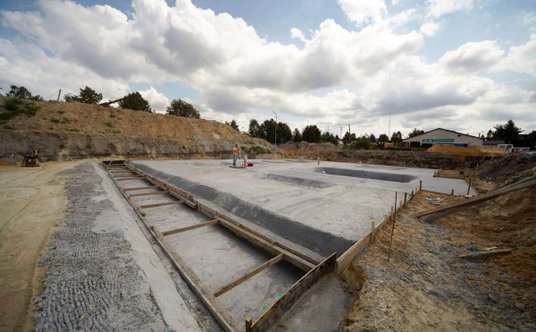 "koszt budowy domu 2021"