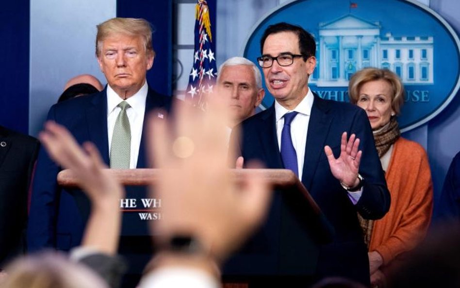 Prezydent Donald Trump i sekretarz skarbu Steven Mnuchin chcą, by Kongres przyjął ich wielki pakiet 