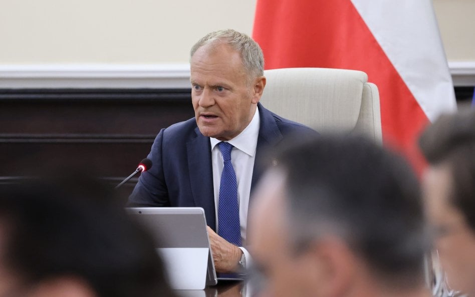 Premier Donald Tusk na roboczym posiedzeniu rządu w KPRM w Warszawie